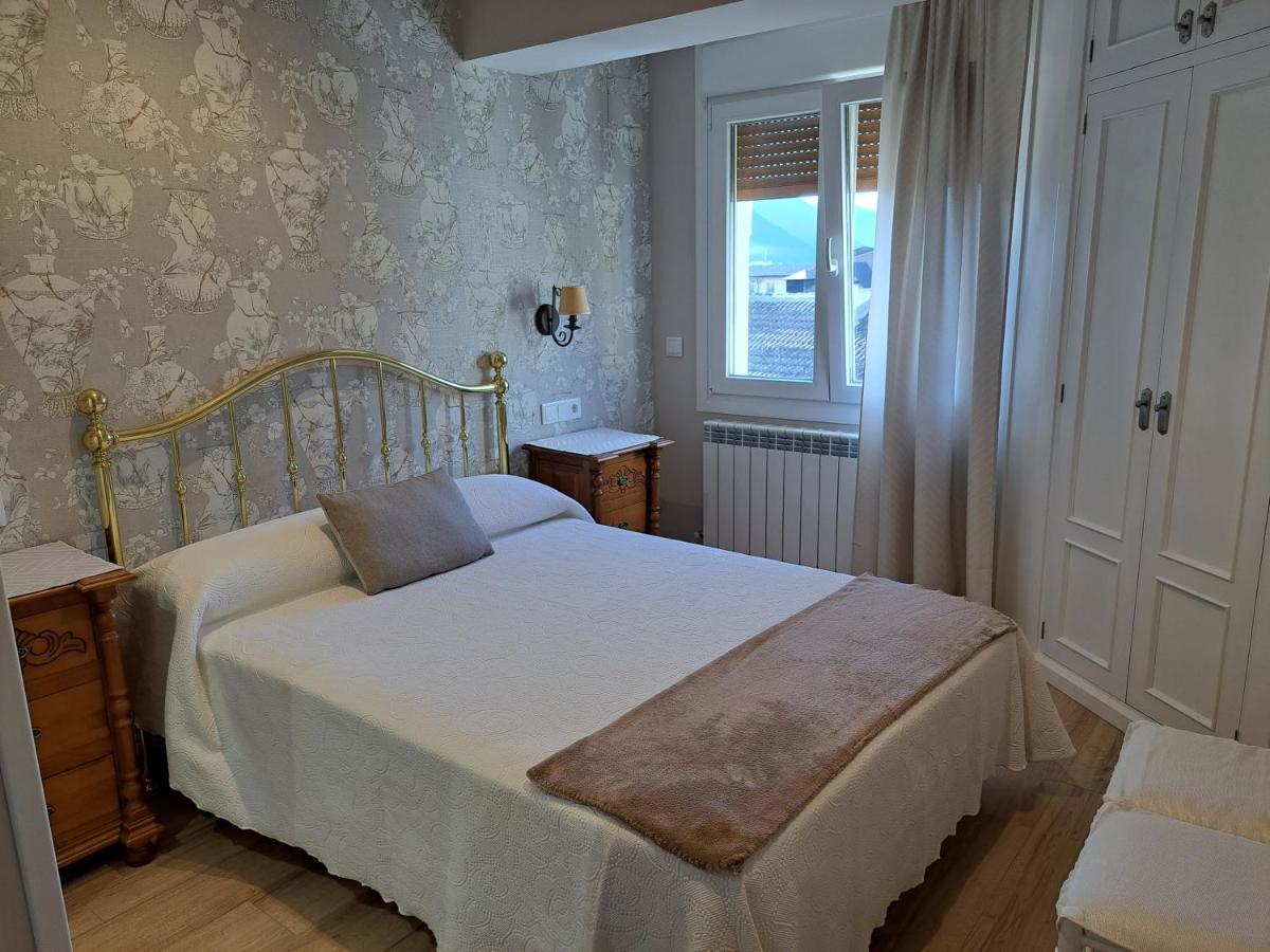 Apartamento Casa Coti Биескас Екстериор снимка
